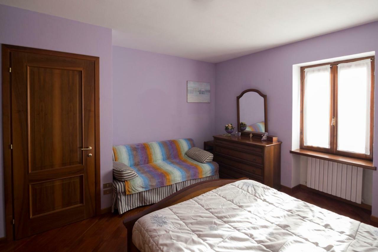 Apartamento La Casa Di Cristina Arona Exterior foto